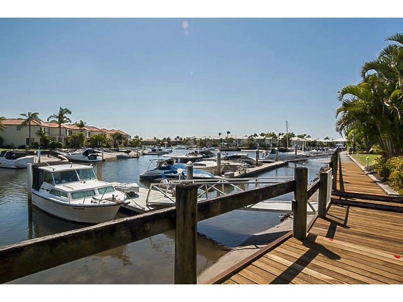 10/75 Morala Avenue, Runaway Bay QLD 4216