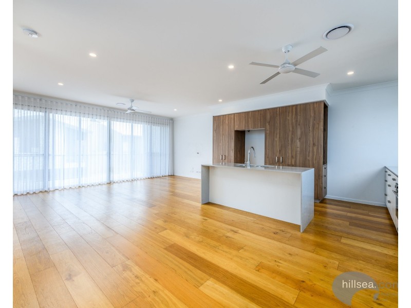 21/1 Lyra Avenue, Hope Island QLD 4212