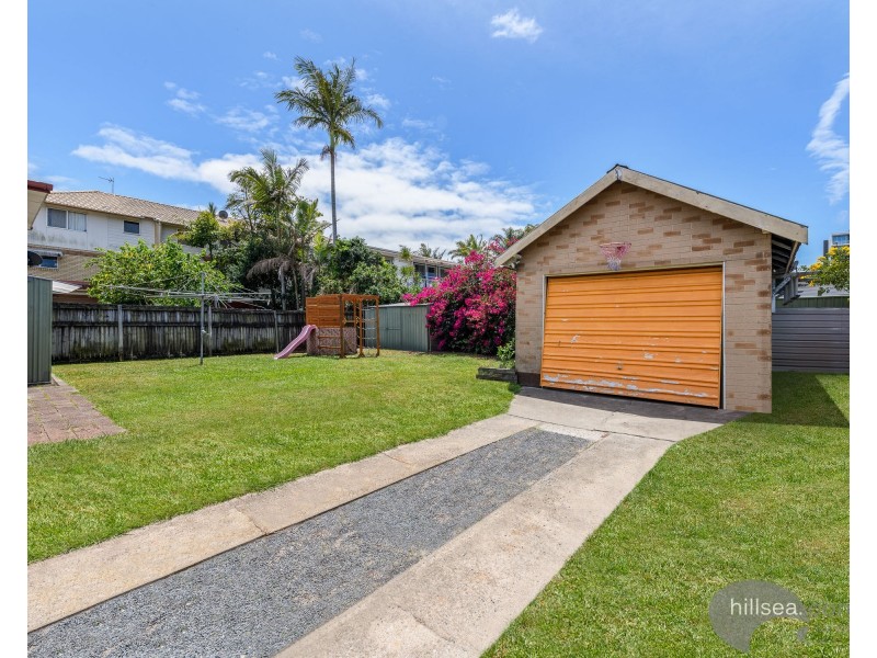 17 Loder Street, Biggera Waters QLD 4216