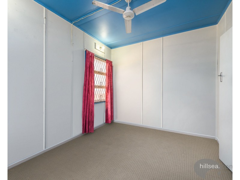 17 Loder Street, Biggera Waters QLD 4216