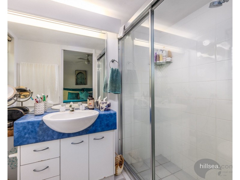 2/44 Brighton Street, Biggera Waters QLD 4216