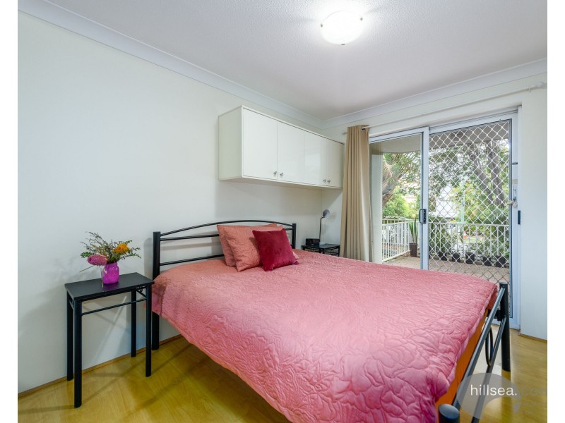 11/37 Bayview Street, Runaway Bay QLD 4216