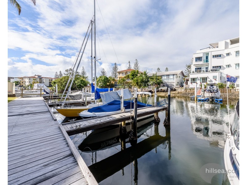 11/37 Bayview Street, Runaway Bay QLD 4216