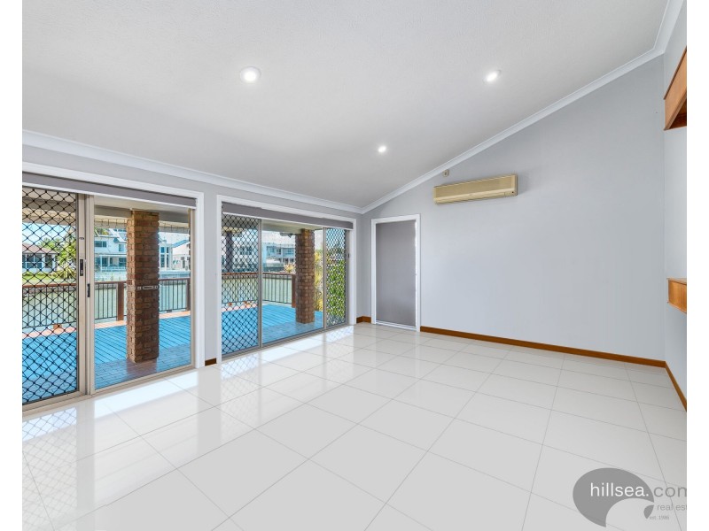 110 Lae Drive, Runaway Bay QLD 4216