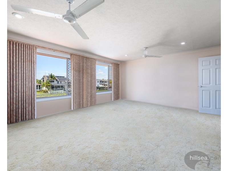 110 Lae Drive, Runaway Bay QLD 4216