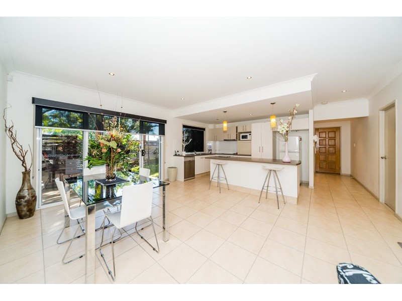 1/42 Margaret Street, Southport QLD 4215