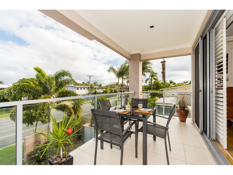 2/23 Broadwater Street, Runaway Bay QLD 4216