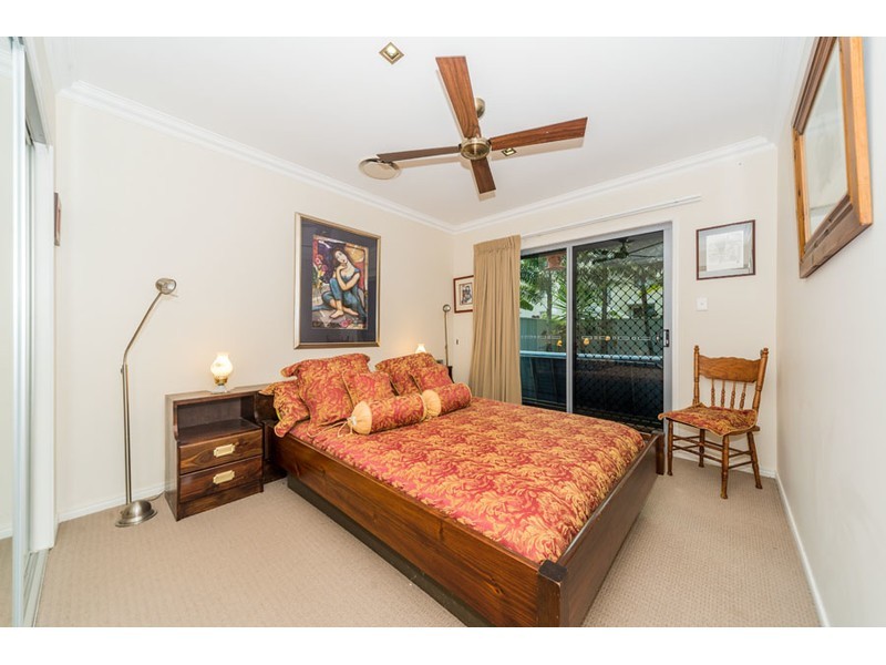 2/23 Broadwater Street, Runaway Bay QLD 4216