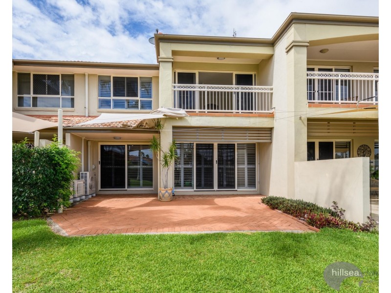 24/76 Bayview Street, Runaway Bay QLD 4216