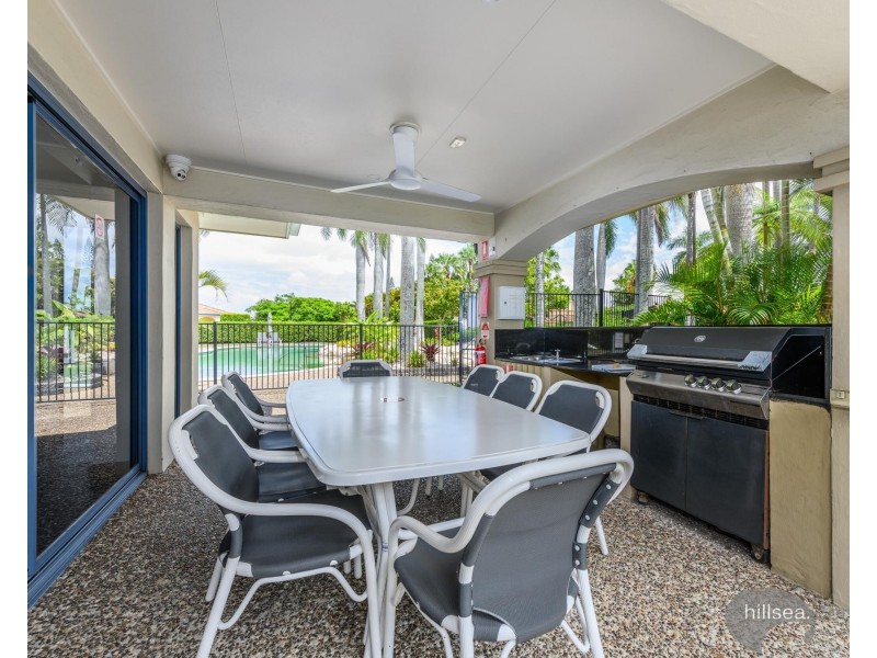 24/76 Bayview Street, Runaway Bay QLD 4216