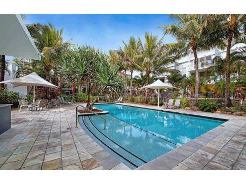 2/13 Bright Avenue, Labrador QLD 4215