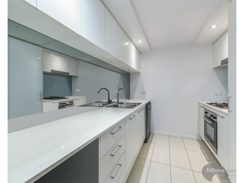 501/41 Harbour Town Drive, Biggera Waters QLD 4216