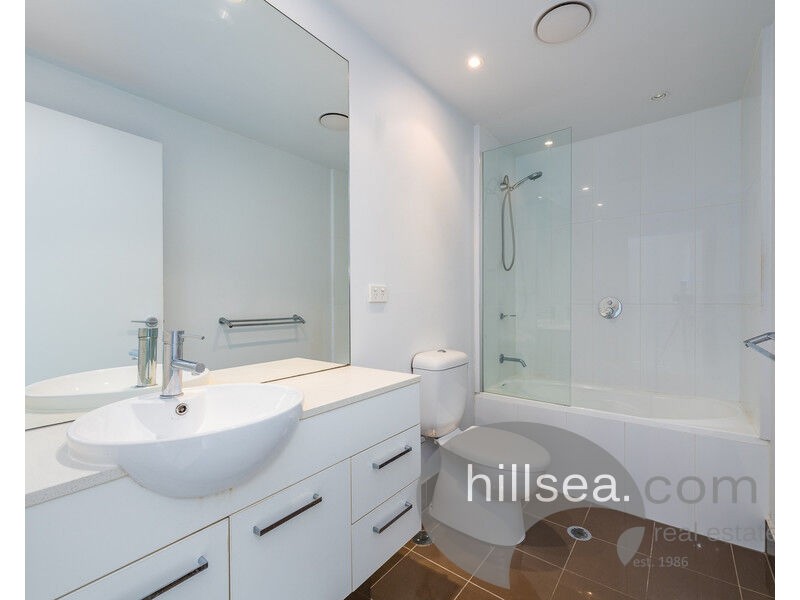 501/41 Harbour Town Drive, Biggera Waters QLD 4216