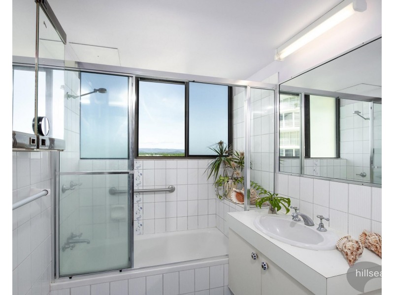 61/9 Bayview Street, Runaway Bay QLD 4216