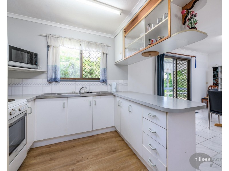 8 Quandong Court, Molendinar QLD 4214