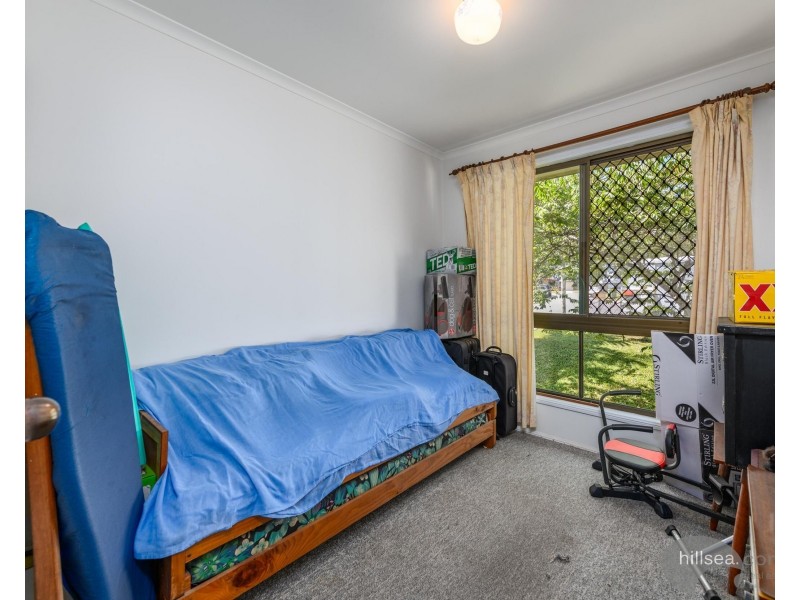8 Quandong Court, Molendinar QLD 4214