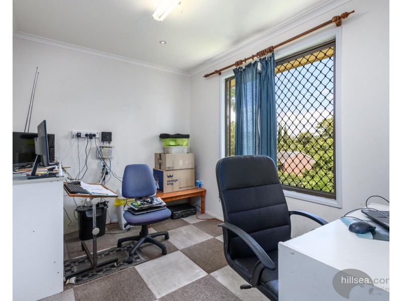 8 Quandong Court, Molendinar QLD 4214