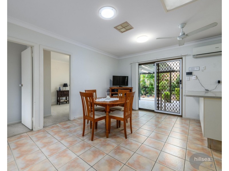 279 Morala Avenue, Runaway Bay QLD 4216