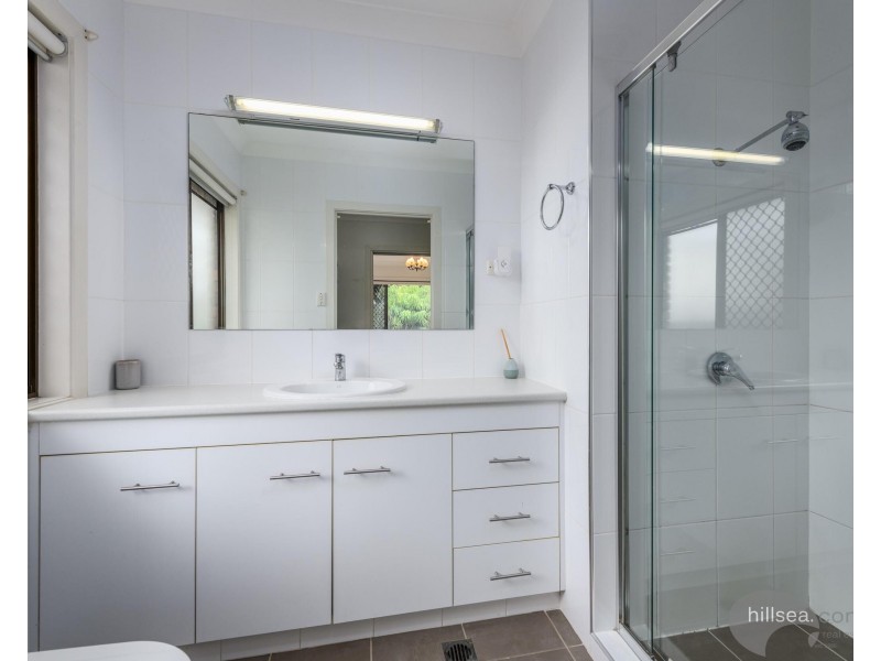 279 Morala Avenue, Runaway Bay QLD 4216