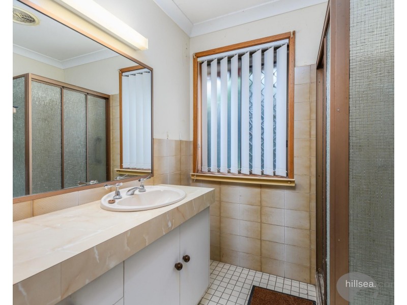 3 Karema Crescent, Runaway Bay QLD 4216