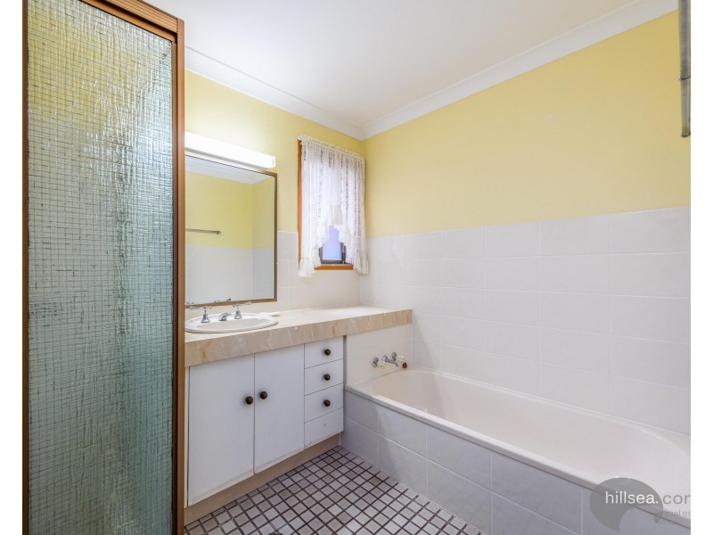 3 Karema Crescent, Runaway Bay QLD 4216