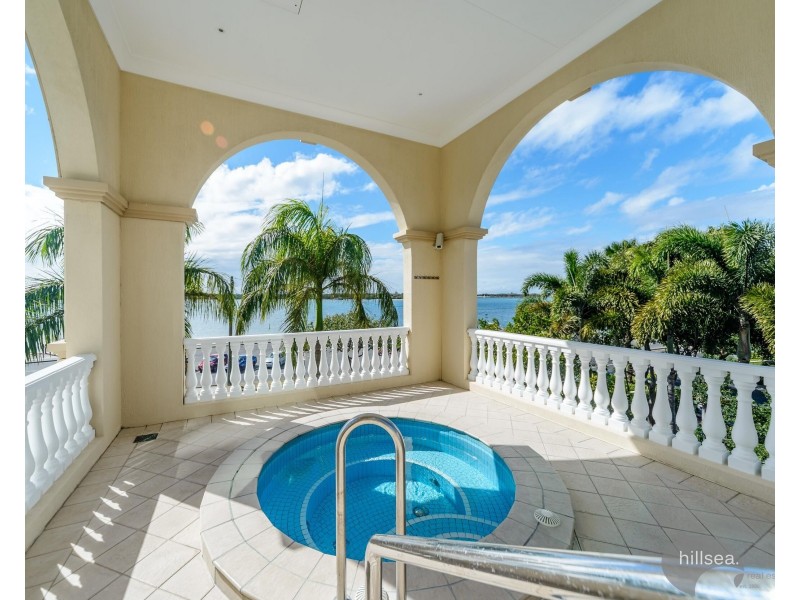 1106/360 Marine Parade, Labrador QLD 4215