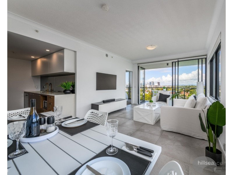 806/372 Marine Parade, Labrador QLD 4215