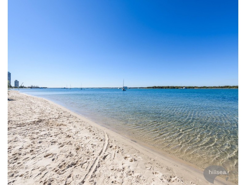 806/372 Marine Parade, Labrador QLD 4215