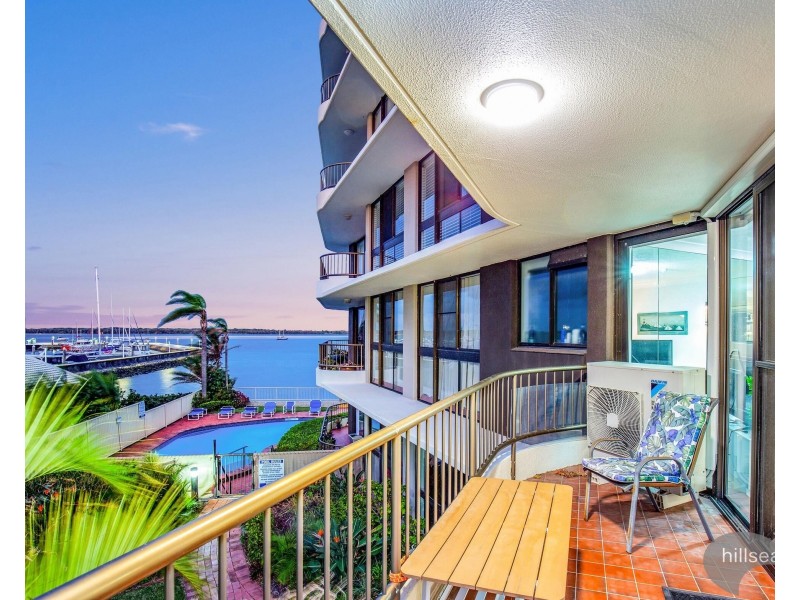 28/9 Bayview Street, Runaway Bay QLD 4216