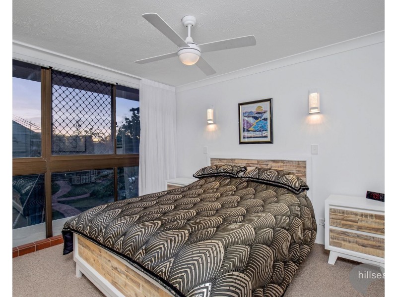 28/9 Bayview Street, Runaway Bay QLD 4216