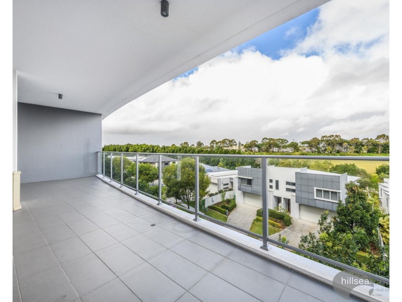 304/15 Compass Drive, Biggera Waters QLD 4216