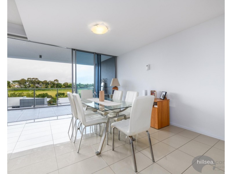 304/15 Compass Drive, Biggera Waters QLD 4216
