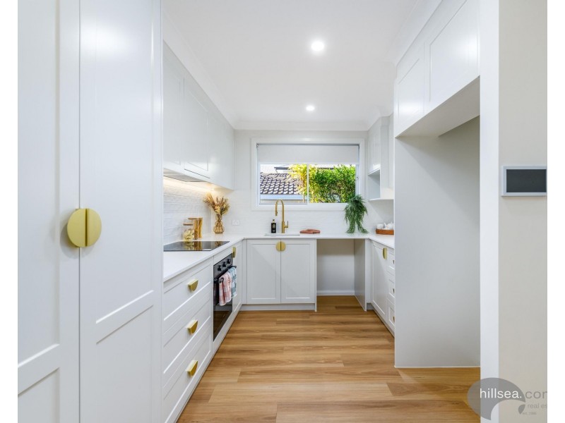 8 Goorawin Street, Runaway Bay QLD 4216