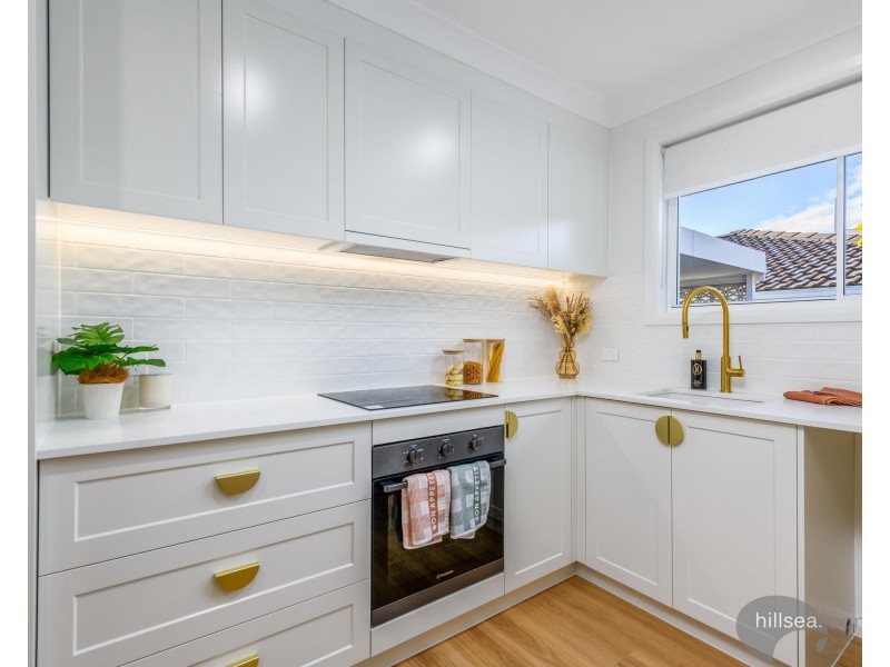 8 Goorawin Street, Runaway Bay QLD 4216