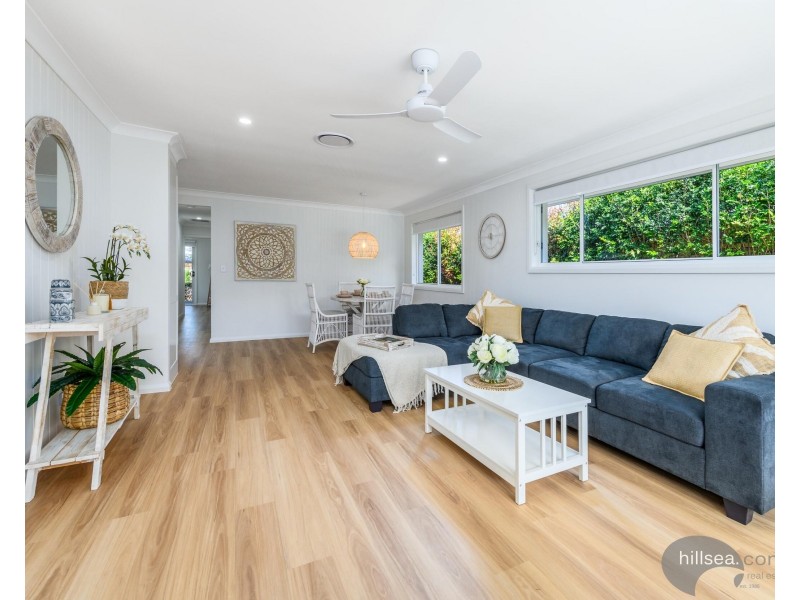 8 Goorawin Street, Runaway Bay QLD 4216