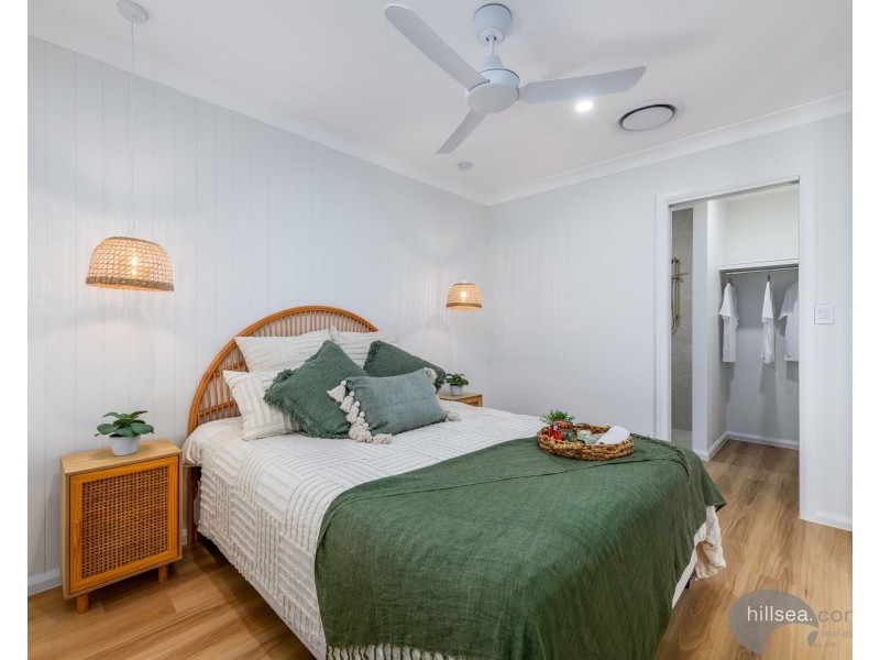 8 Goorawin Street, Runaway Bay QLD 4216