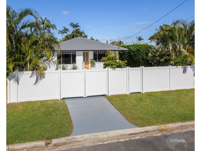 8 Goorawin Street, Runaway Bay QLD 4216