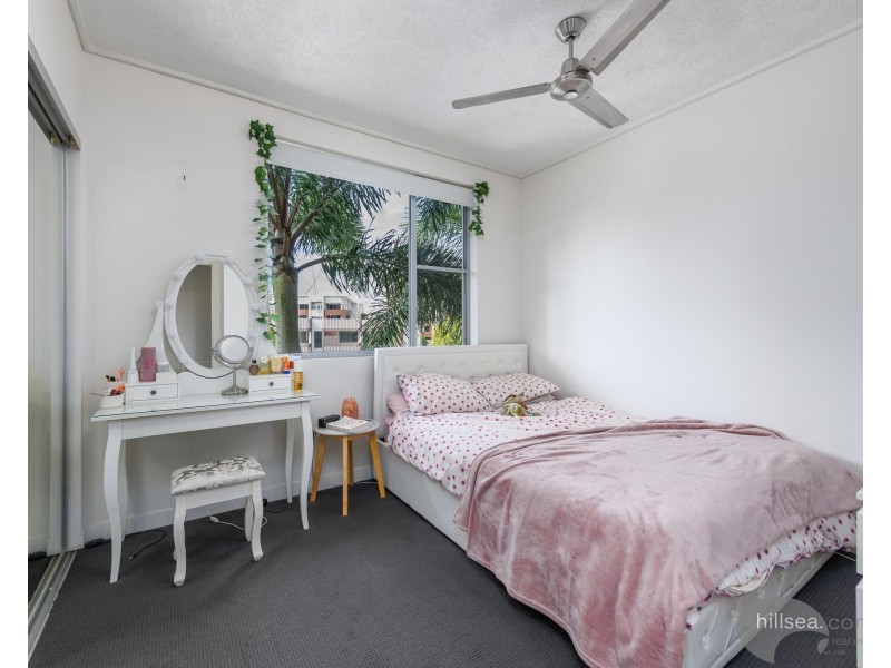 621/66 Sickle Avenue, Hope Island QLD 4212