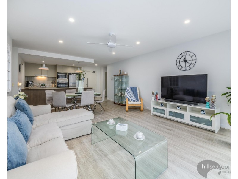 2212/2 Activa Way, Hope Island QLD 4212