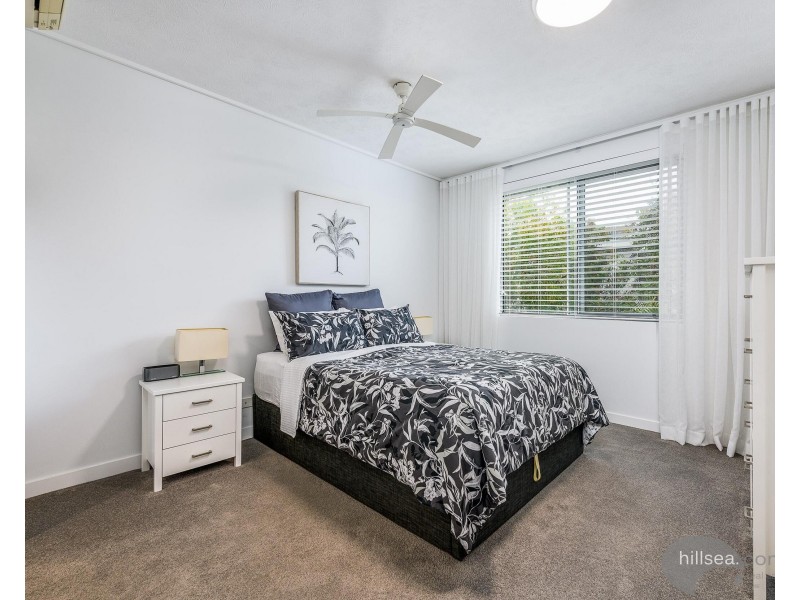 225/64 Sickle Avenue, Hope Island QLD 4212