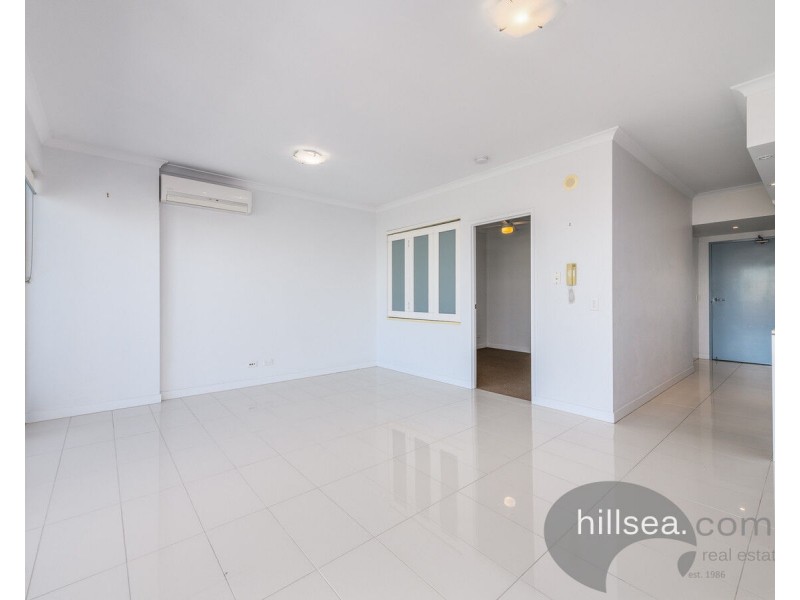 405/33-37 Madang Cresent, Runaway Bay QLD 4216