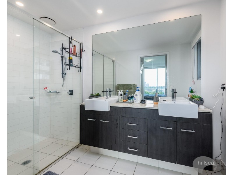 2403/25 East Quay Drive, Biggera Waters QLD 4216
