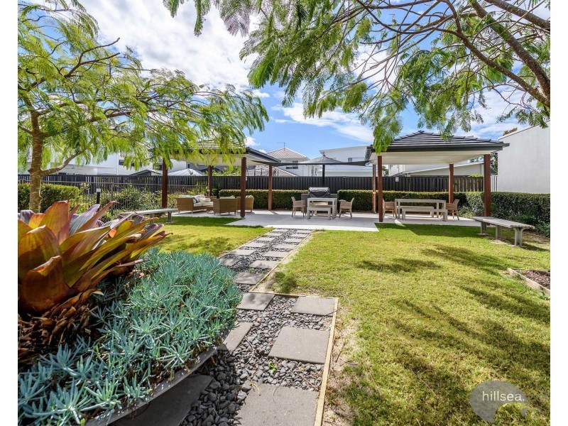 28/6 Park Cove Boulevard, Hope Island QLD 4212