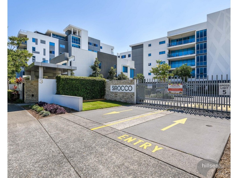 116/3 Compass Drive, Biggera Waters QLD 4216