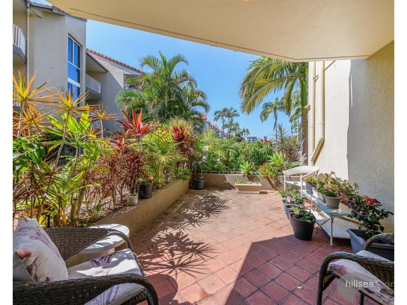 2/22 Jennifer Avenue, Runaway Bay QLD 4216