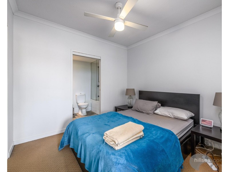 302/33-37 Madang Crescent, Runaway Bay QLD 4216