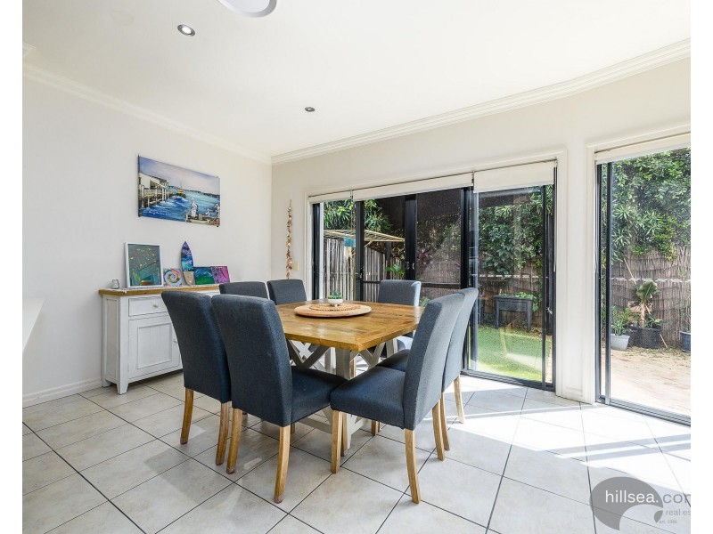 2/50 Bayview Street, Runaway Bay QLD 4216