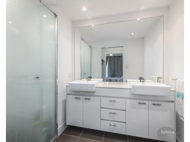 609/15 Compass Drive, Biggera Waters QLD 4216