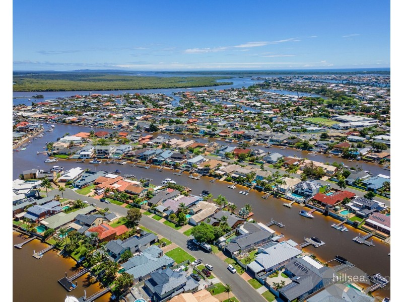 11 Seabreeze Street, Paradise Point QLD 4216