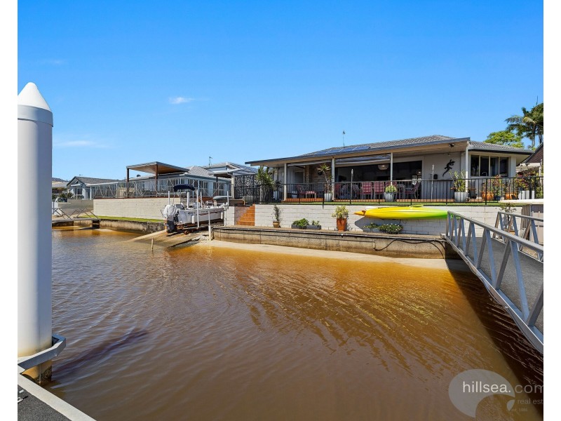 11 Seabreeze Street, Paradise Point QLD 4216